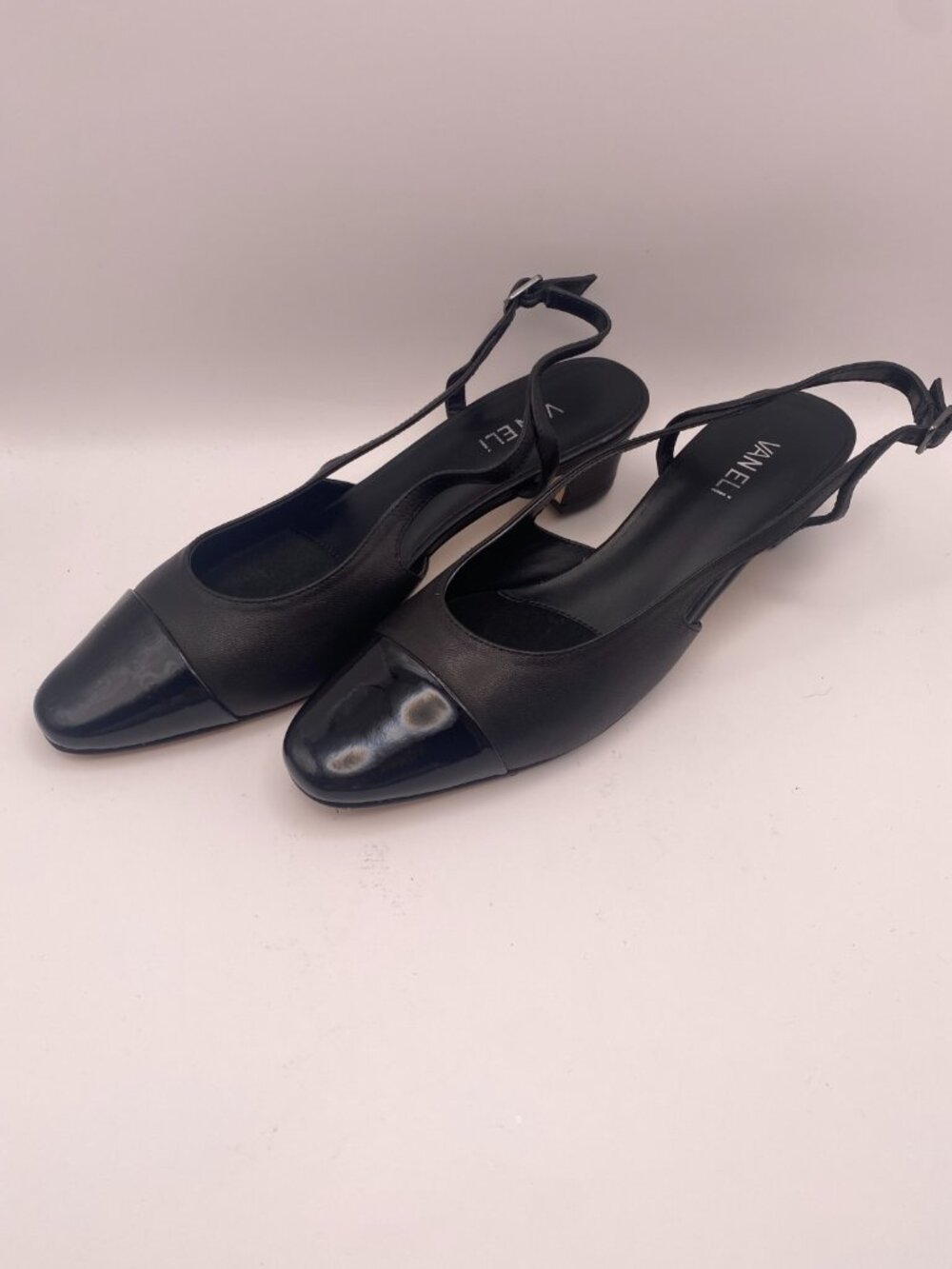 VANELi Womens Aliz Black Leather Cap Toe Slingback Pump Sz 9.5 N